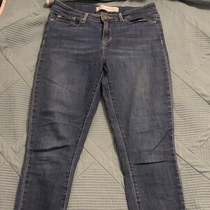 Women's Levi skinny Jeans